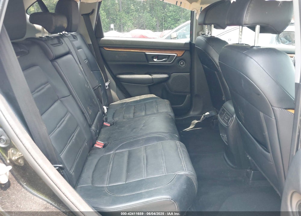2017 HONDA CR-V VIN: 2HKRW2H88HH656280