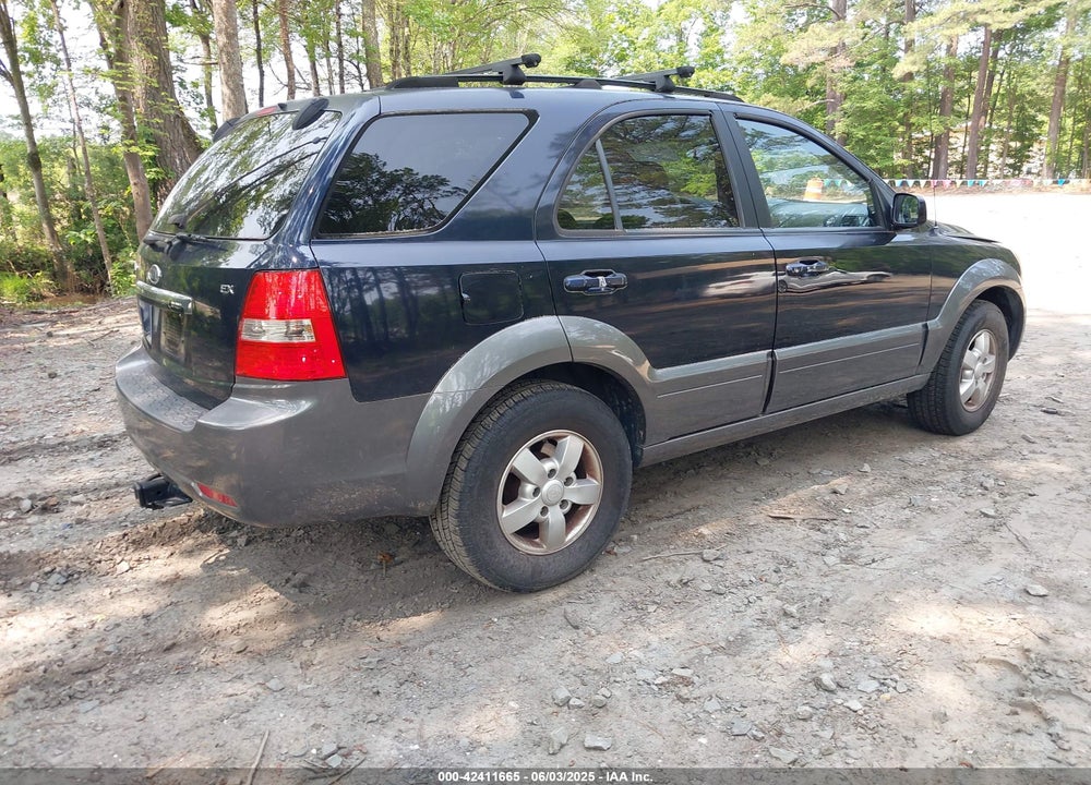 2008 KIA SORENTO VIN: KNDJC736585788843