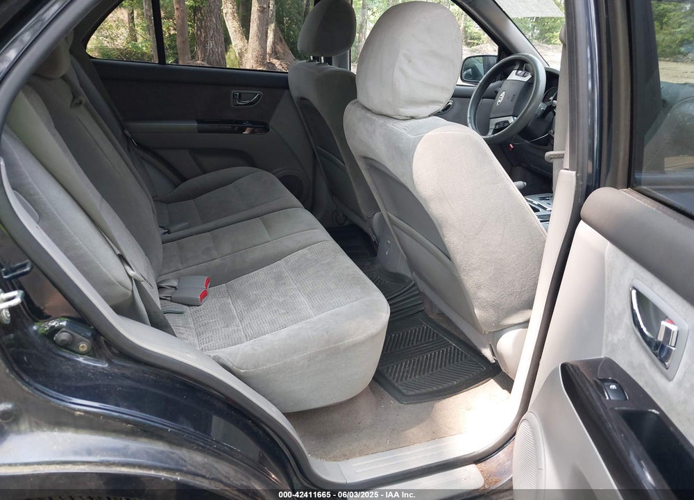 2008 KIA SORENTO VIN: KNDJC736585788843