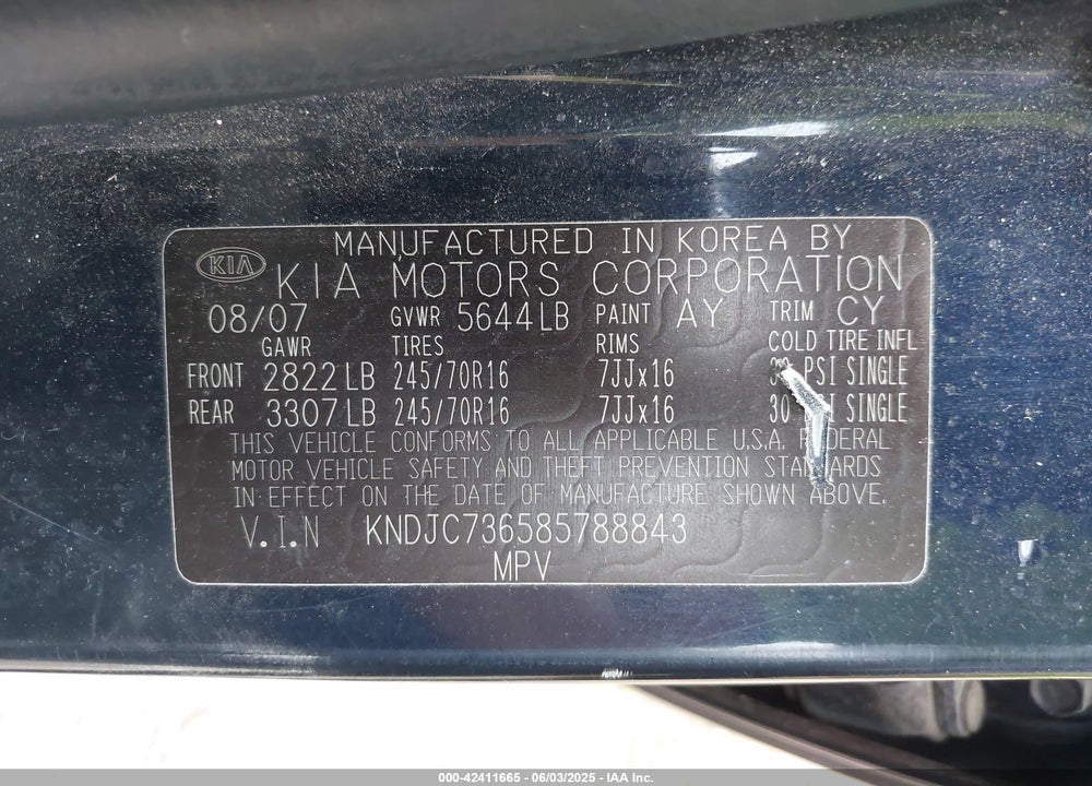 2008 KIA SORENTO VIN: KNDJC736585788843
