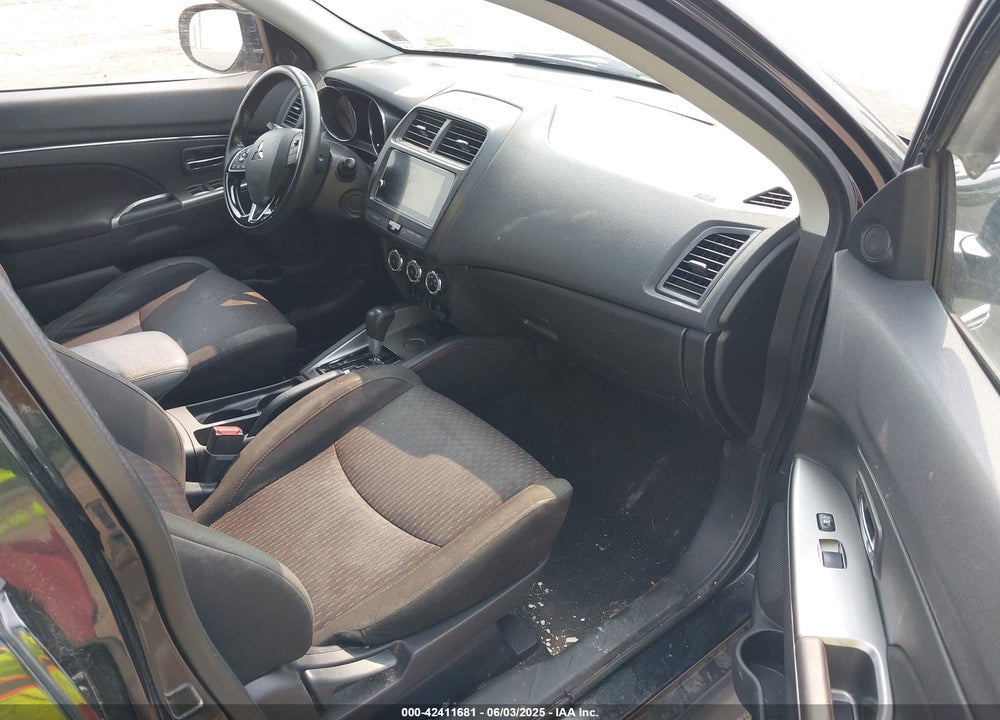 2019 MITSUBISHI OUTLANDER SPORT VIN: JA4AP4AU2KU023357