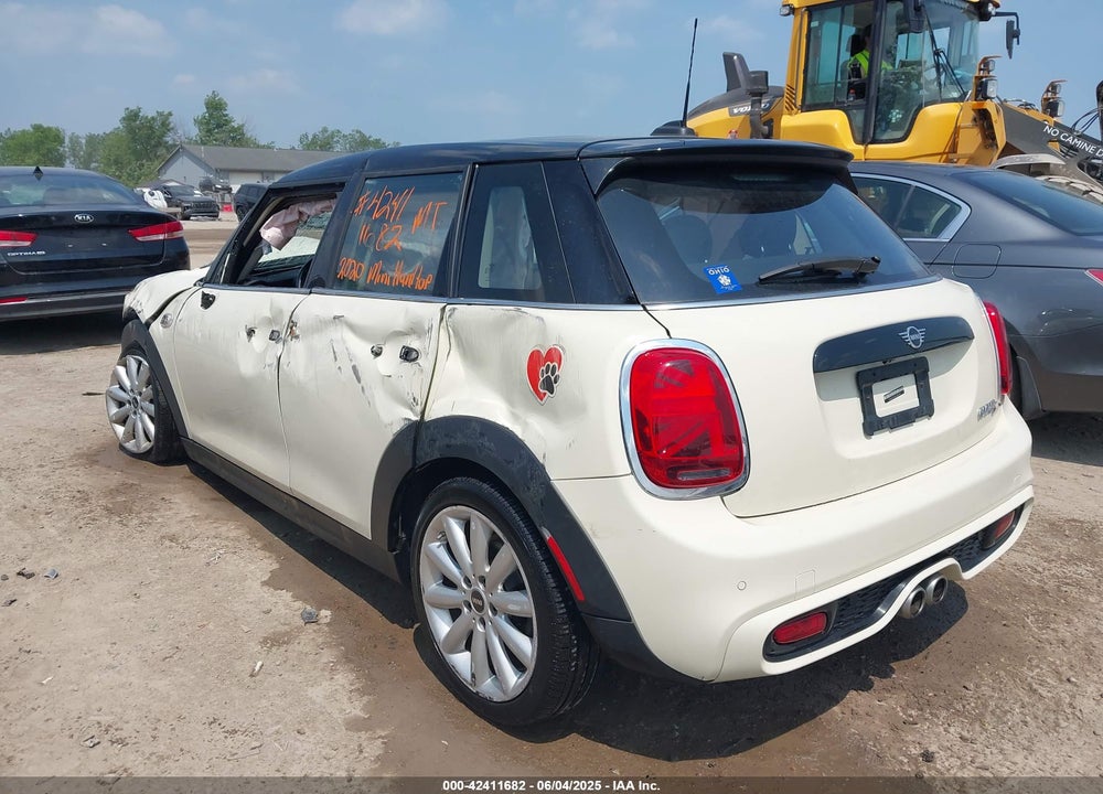 2020 MINI HARDTOP VIN: WMWXU9C04L2M07490