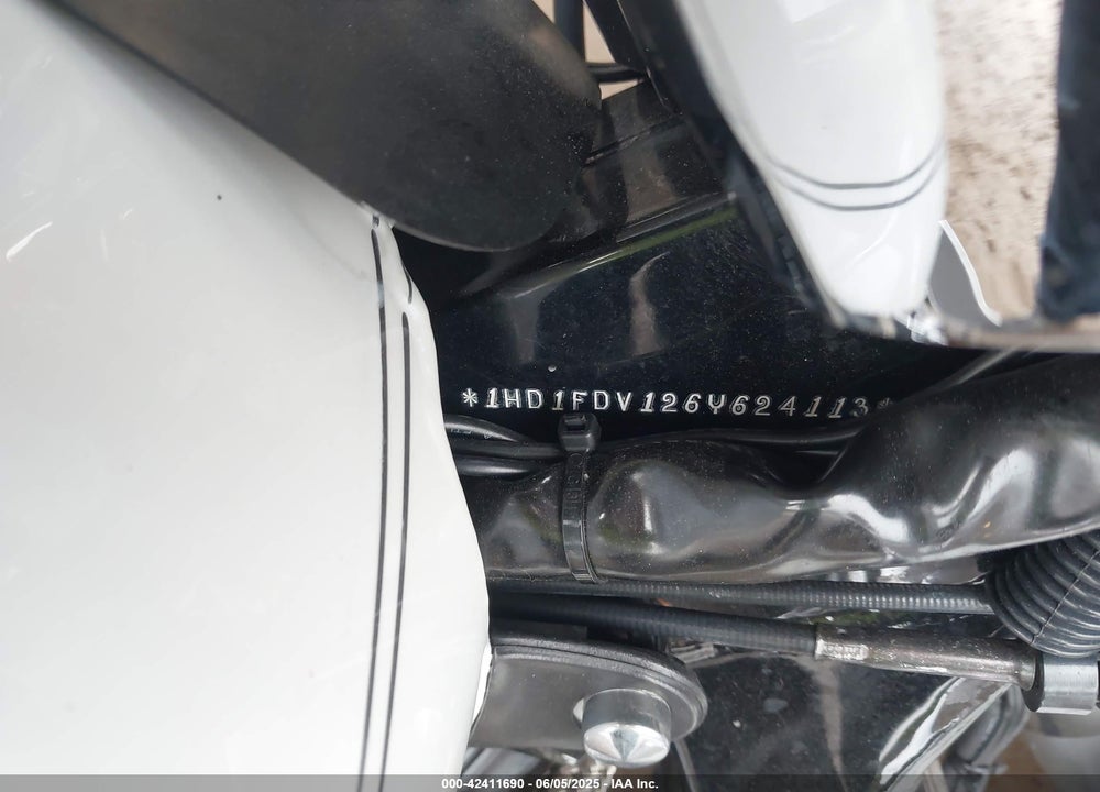 2006 HARLEY-DAVIDSON FLHR VIN: 1HD1FDV126Y624113