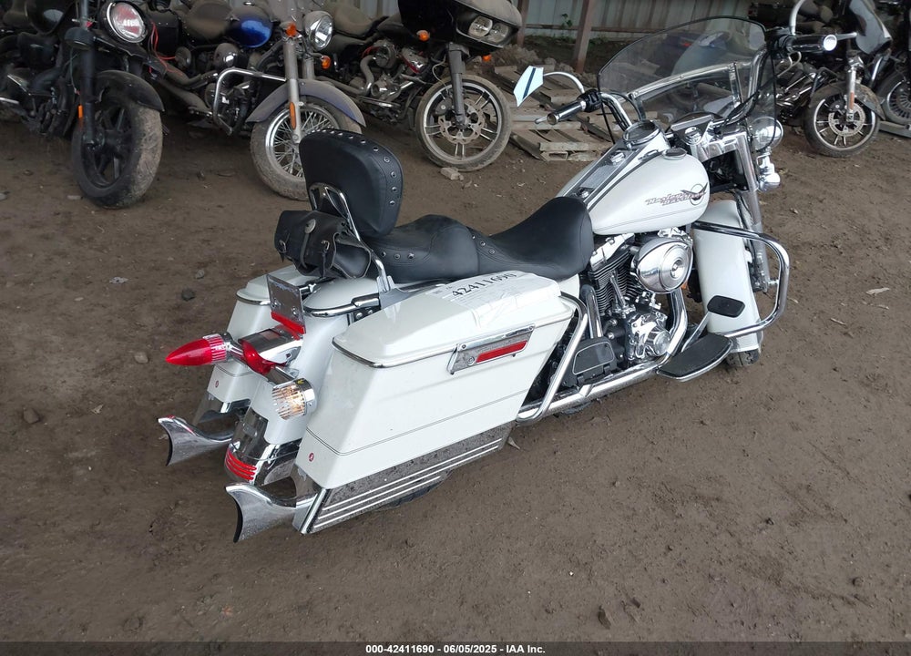 2006 HARLEY-DAVIDSON FLHR VIN: 1HD1FDV126Y624113