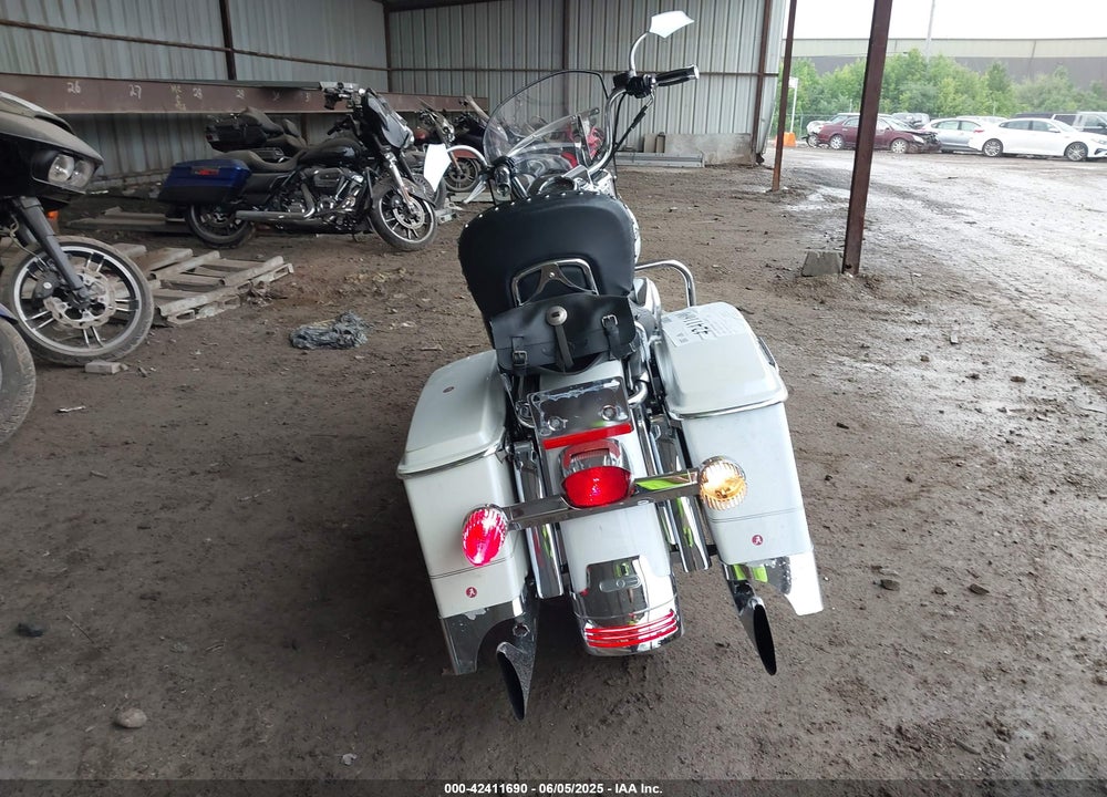 2006 HARLEY-DAVIDSON FLHR VIN: 1HD1FDV126Y624113