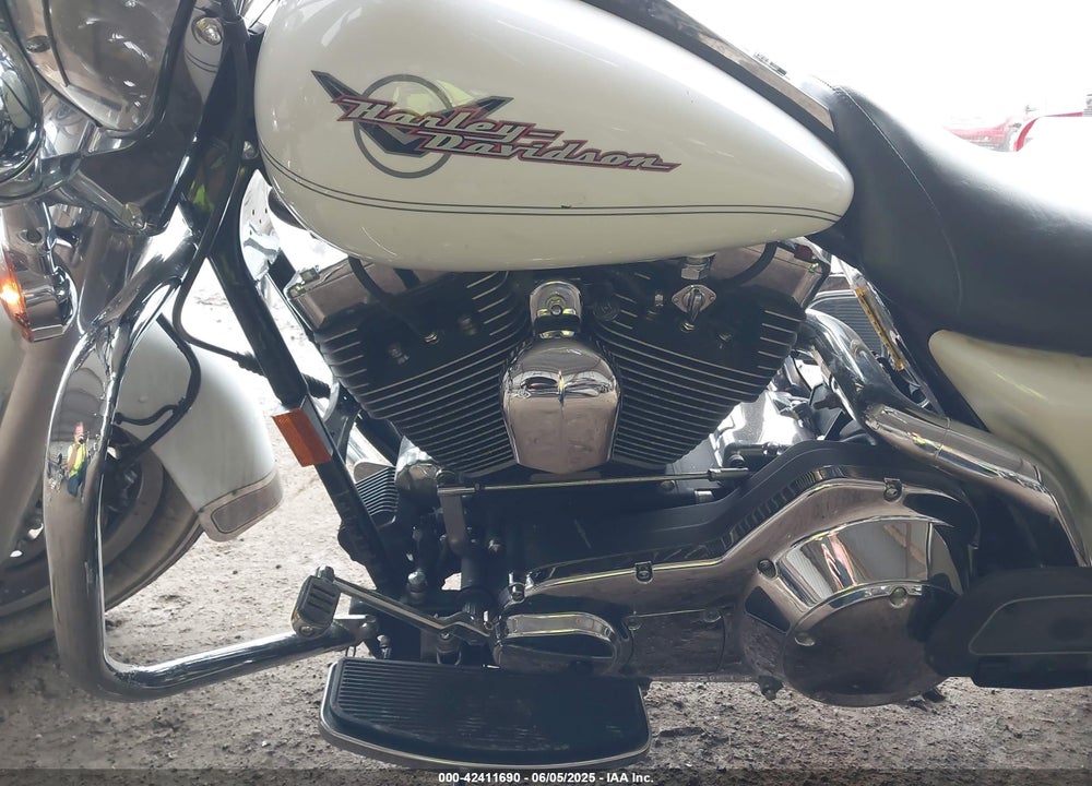 2006 HARLEY-DAVIDSON FLHR VIN: 1HD1FDV126Y624113