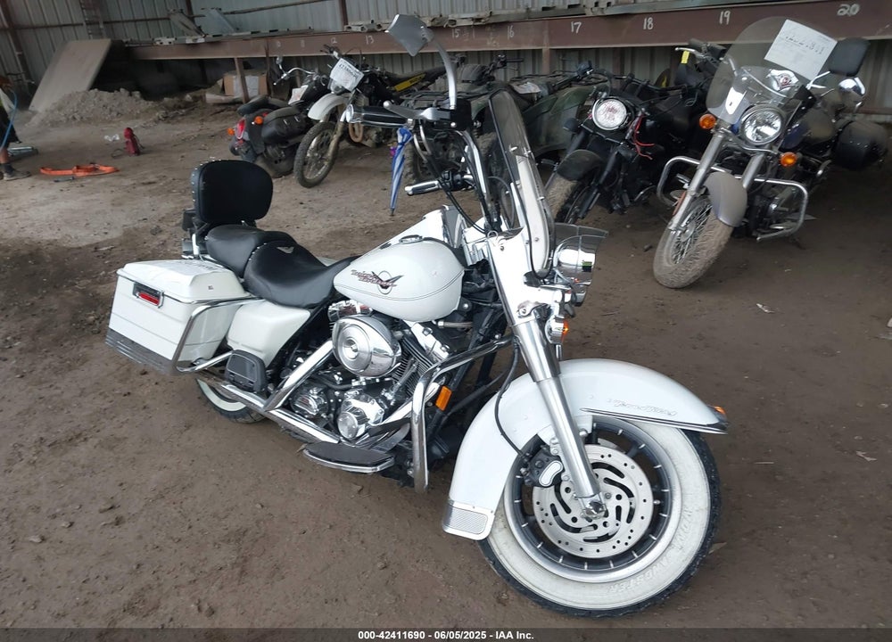 2006 HARLEY-DAVIDSON FLHR VIN: 1HD1FDV126Y624113