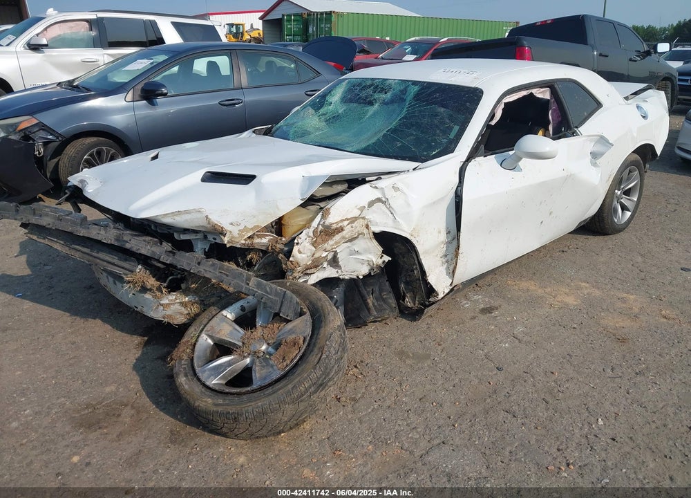 2016 DODGE CHALLENGER SXT VIN: 2C3CDZAGXGH344754