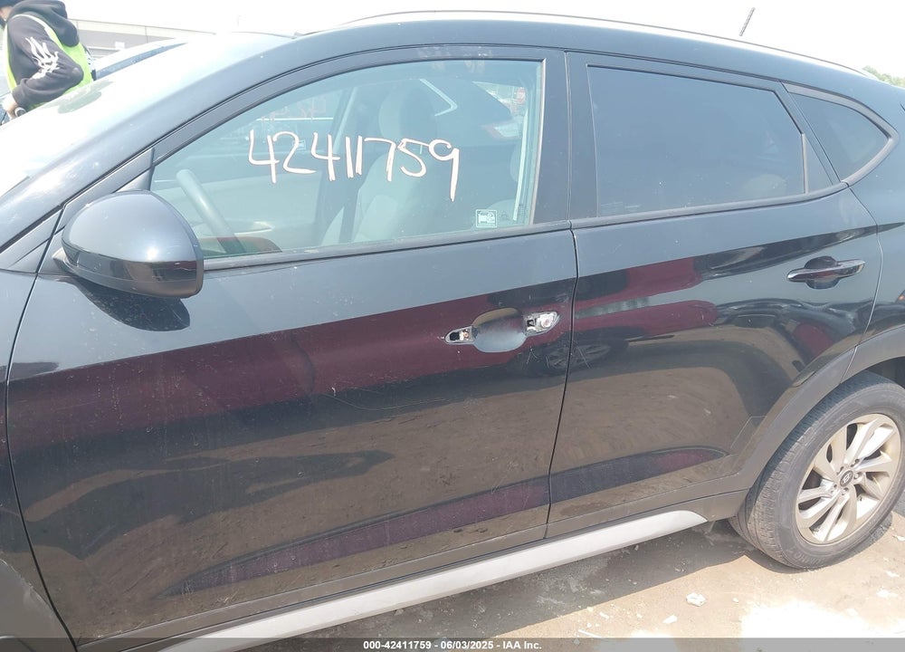 2017 HYUNDAI TUCSON VIN: KM8J33A46HU450394