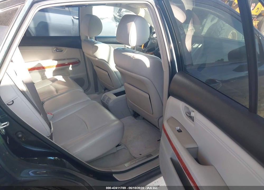 2004 LEXUS RX 330 VIN: 2T2GA31U84C007302