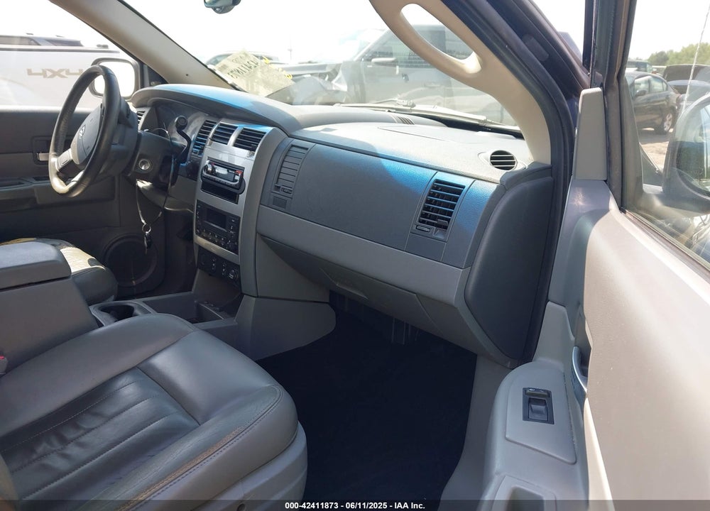 2005 DODGE DURANGO LIMITED VIN: 1D4HB58D25F544511