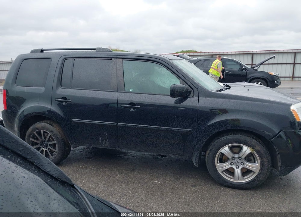 2015 HONDA PILOT EX-L VIN: 5FNYF4H50FB073341