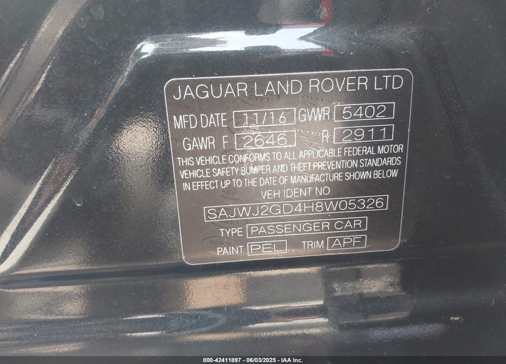 2017 JAGUAR XJ VIN: SAJWJ2GD4H8W05326