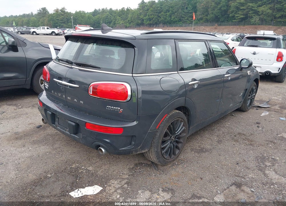 2019 MINI CLUBMAN VIN: WMWLU5C53K2G80148