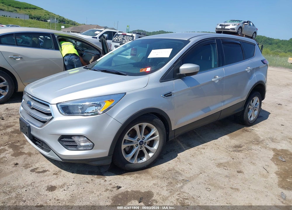 2017 FORD ESCAPE SE VIN: 1FMCU9G93HUB67348