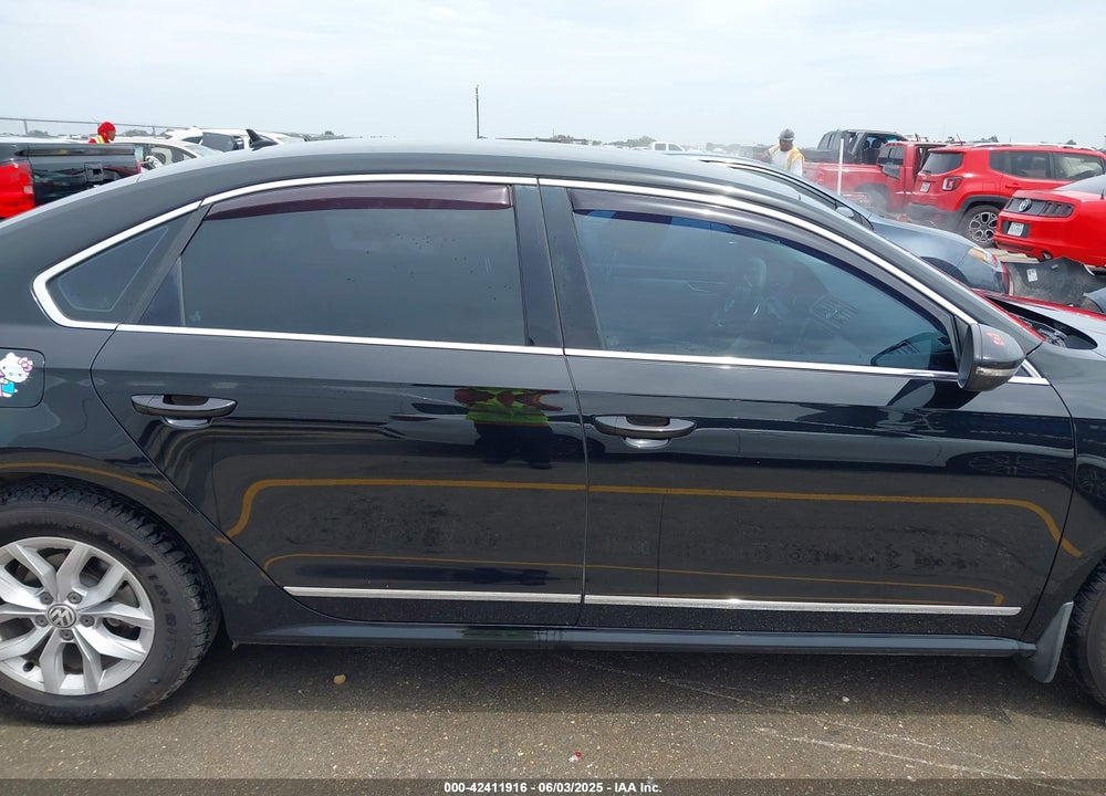 2016 VOLKSWAGEN PASSAT VIN: 1VWAS7A39GC053513