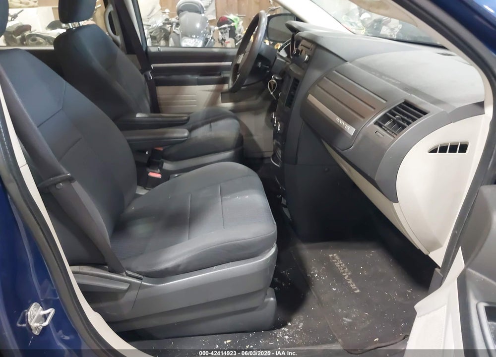 2010 DODGE GRAND CARAVAN SE VIN: 2D4RN4DE3AR260876