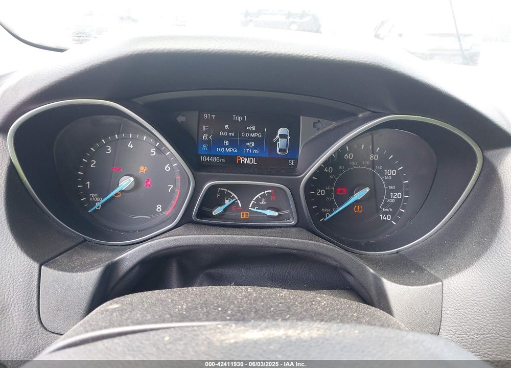 2015 FORD FOCUS VIN: 1FADP3K21FL273104