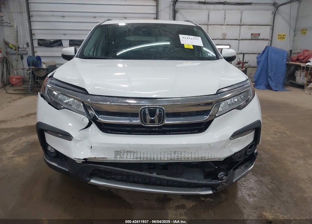 2022 HONDA PILOT AWD TOURING 7 PASSENGER VIN: 5FNYF6H67NB060721