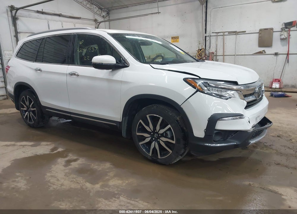 2022 HONDA PILOT AWD TOURING 7 PASSENGER VIN: 5FNYF6H67NB060721