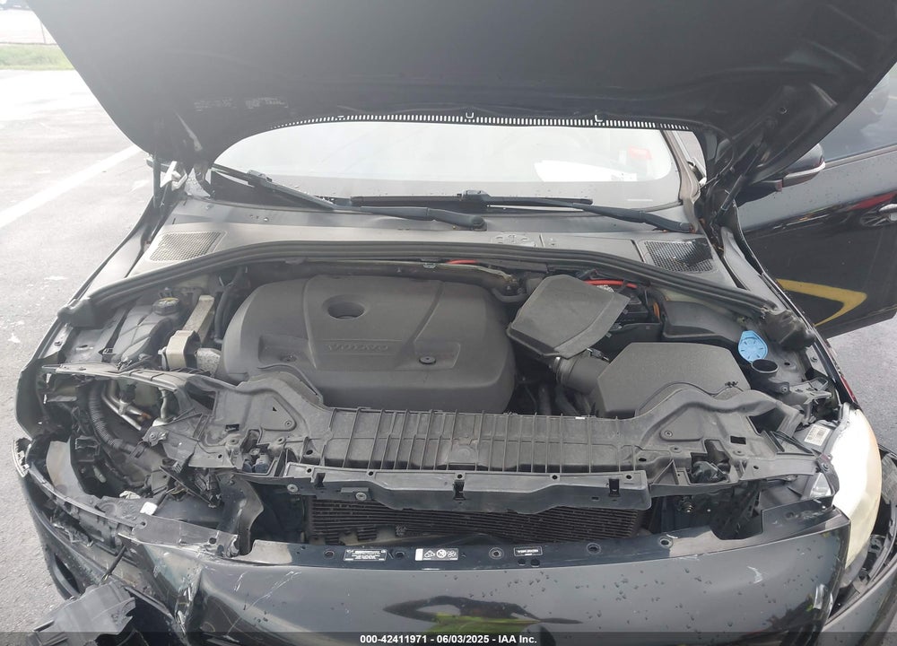 2017 VOLVO S60 T5 DYNAMIC VIN: YV126MFL8H2422804