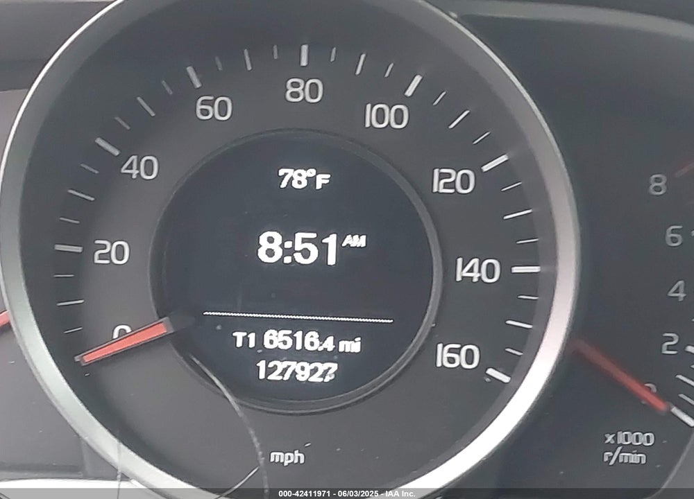 2017 VOLVO S60 T5 DYNAMIC VIN: YV126MFL8H2422804