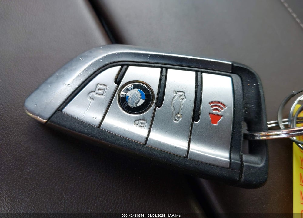 2022 BMW 5 SERIES VIN: WBA53BH01NWX80847