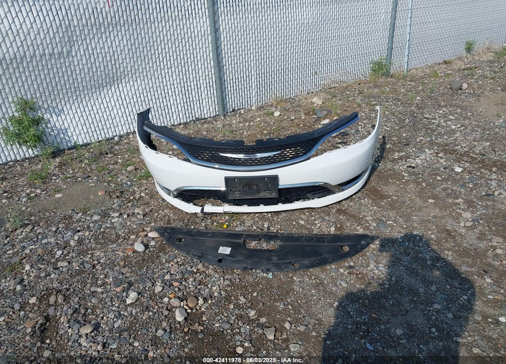 2015 CHRYSLER 200 VIN: 1C3CCCCB7FN544904