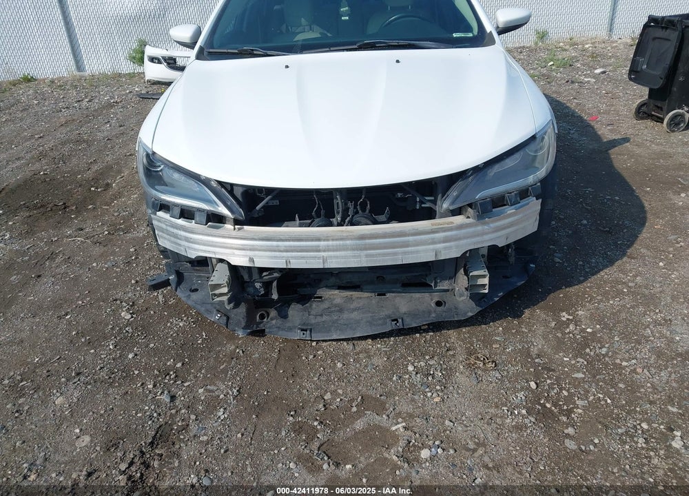 2015 CHRYSLER 200 VIN: 1C3CCCCB7FN544904