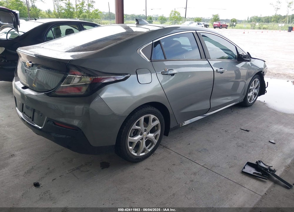 2017 CHEVROLET VOLT VIN: 1G1RB6S52HU108498