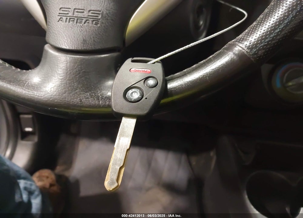 2007 HONDA FIT VIN: JHMGD37677S024047