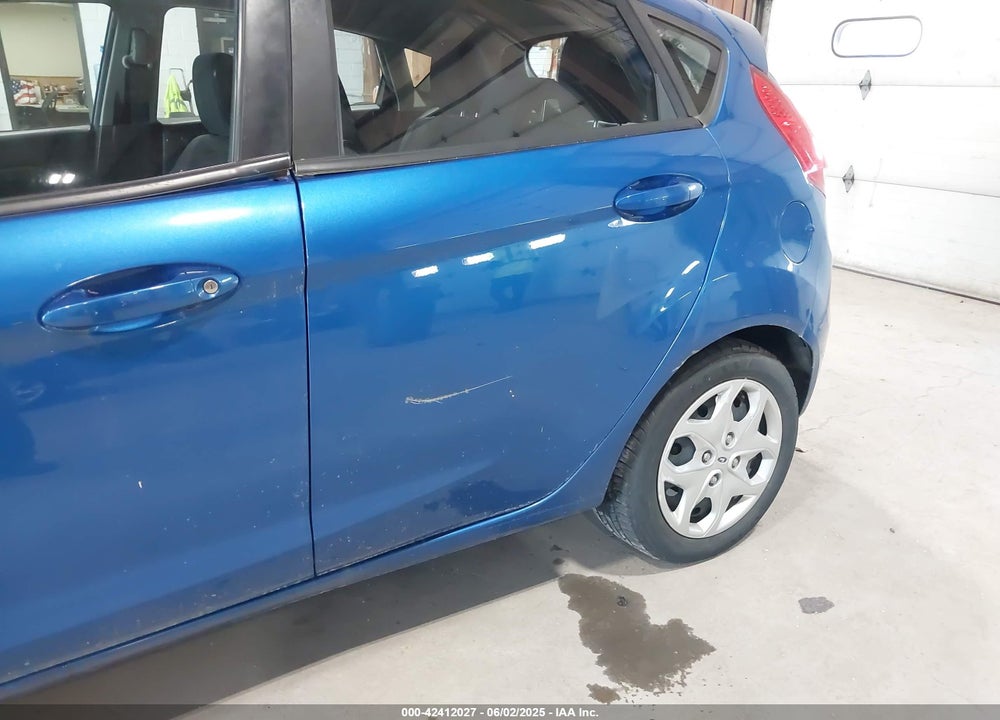 2011 FORD FIESTA VIN: 3FADP4EJ6BM144020