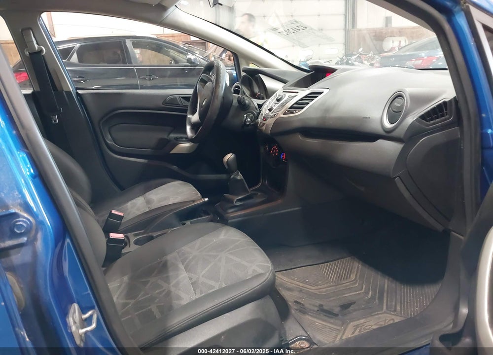 2011 FORD FIESTA VIN: 3FADP4EJ6BM144020