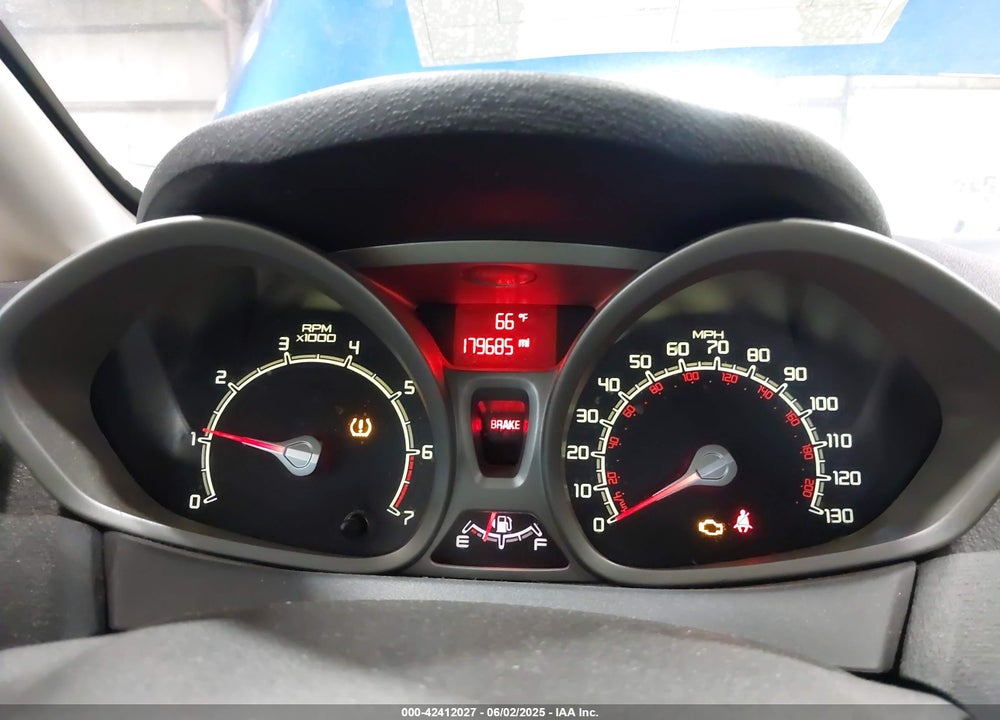 2011 FORD FIESTA VIN: 3FADP4EJ6BM144020