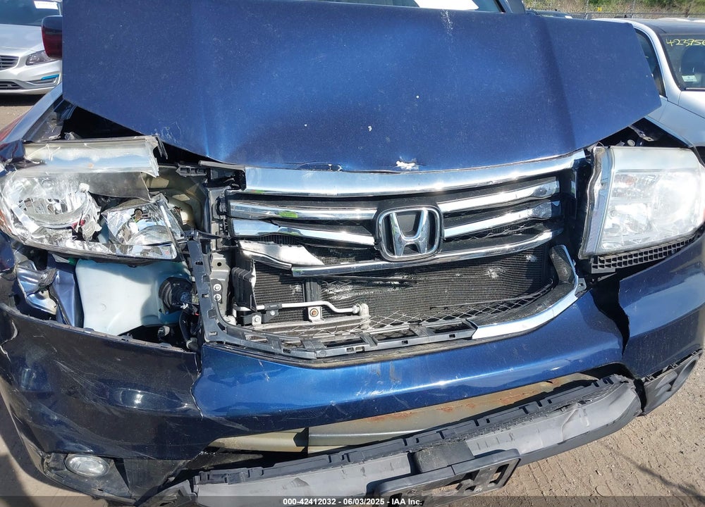 2013 HONDA PILOT EX-L VIN: 5FNYF4H75DB063094