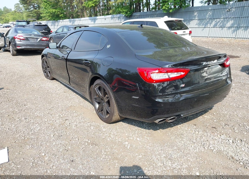 2016 MASERATI QUATTROPORTE VIN: ZAM56RRA4G1181995