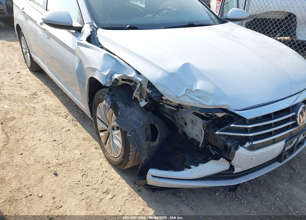 2019 VOLKSWAGEN JETTA 1.4T R-LINE/1.4T S/1.4T SE VIN: 3VWC57BU8KM075405