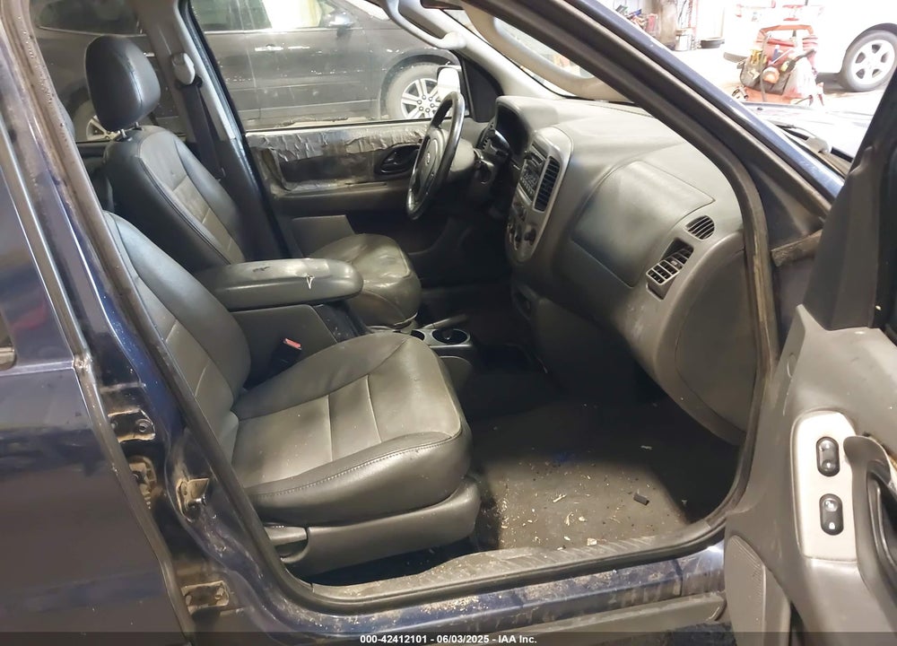 2004 FORD ESCAPE XLT VIN: 1FMYU93134KB36712