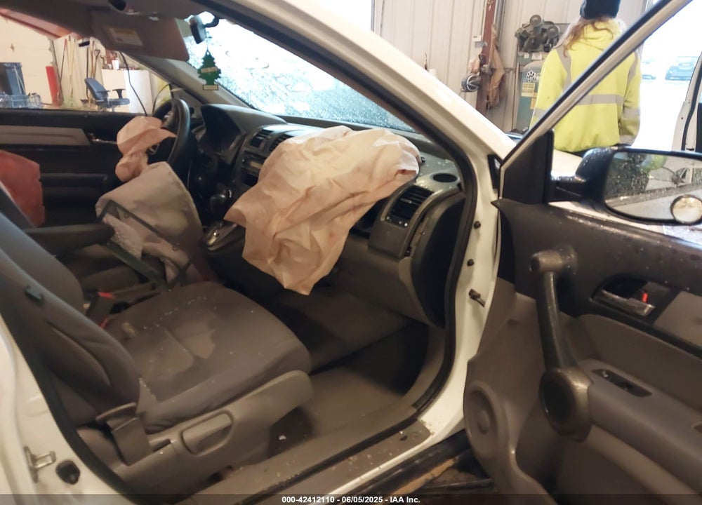 2010 HONDA CR-V VIN: JHLRE4H39AC003223