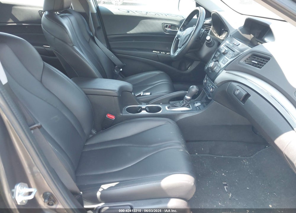 2022 ACURA ILX STANDARD VIN: 19UDE2F35NA000594