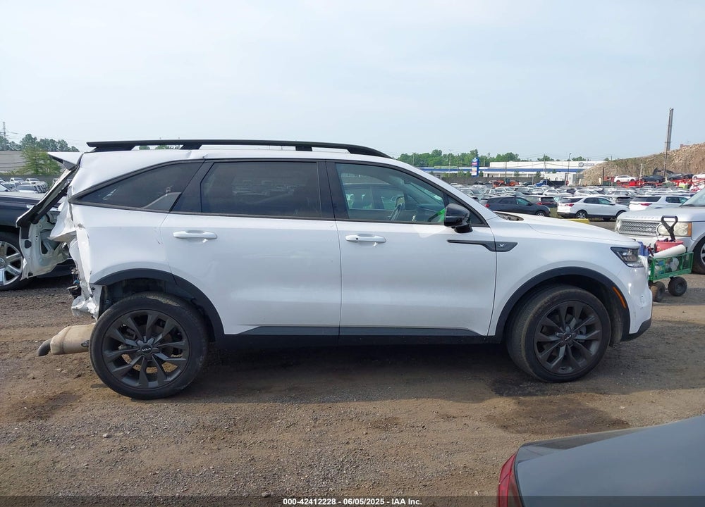 2022 KIA SORENTO VIN: 5XYRKDLFXNG078117
