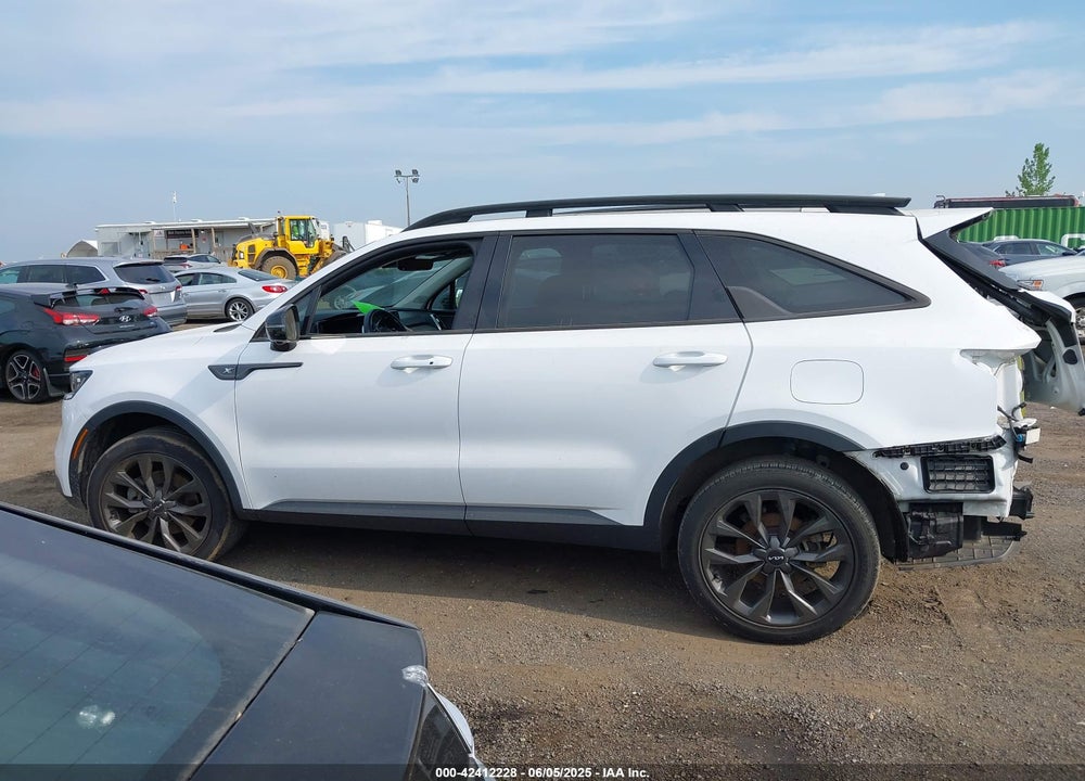 2022 KIA SORENTO VIN: 5XYRKDLFXNG078117