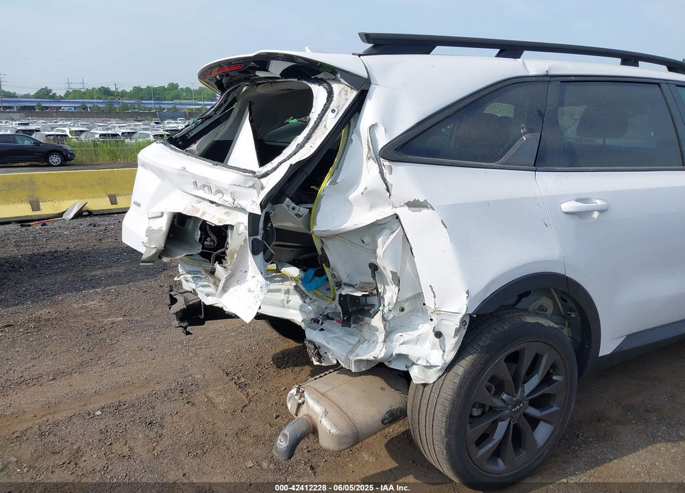 2022 KIA SORENTO VIN: 5XYRKDLFXNG078117