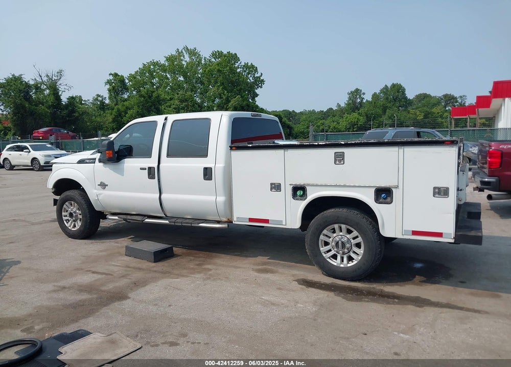 2011 FORD F-350 XL VIN: 1FT8W3BT8BED02426