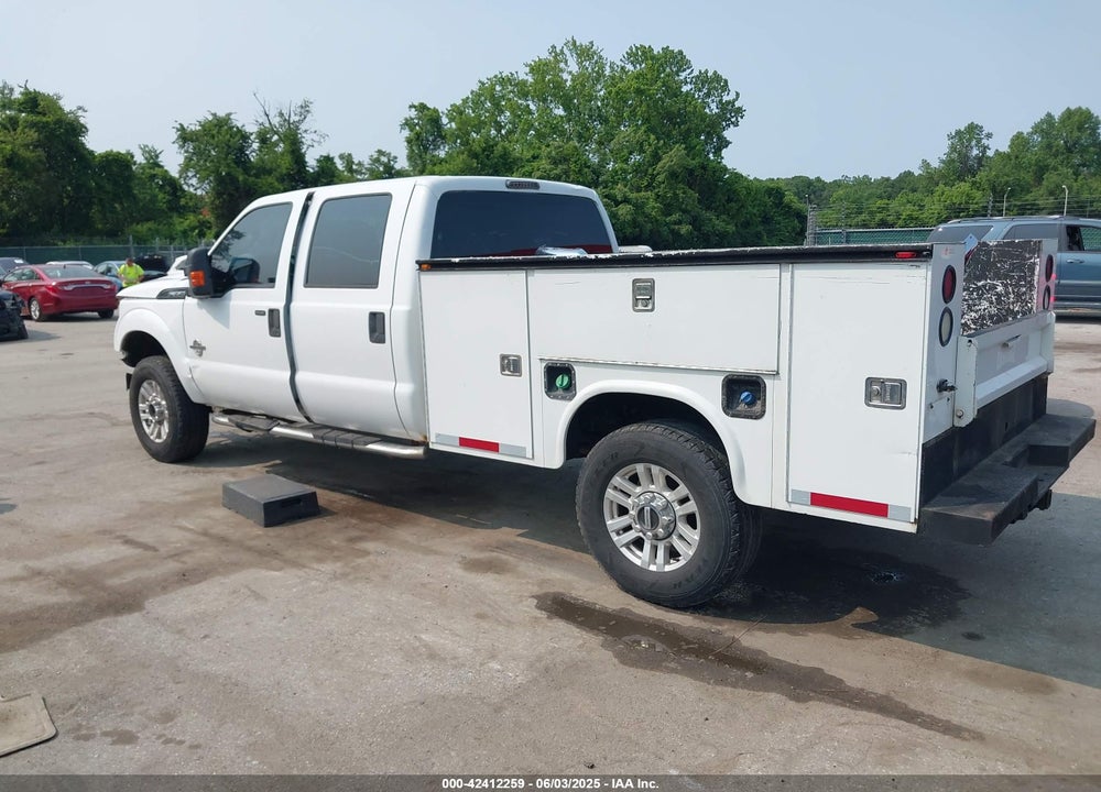 2011 FORD F-350 XL VIN: 1FT8W3BT8BED02426