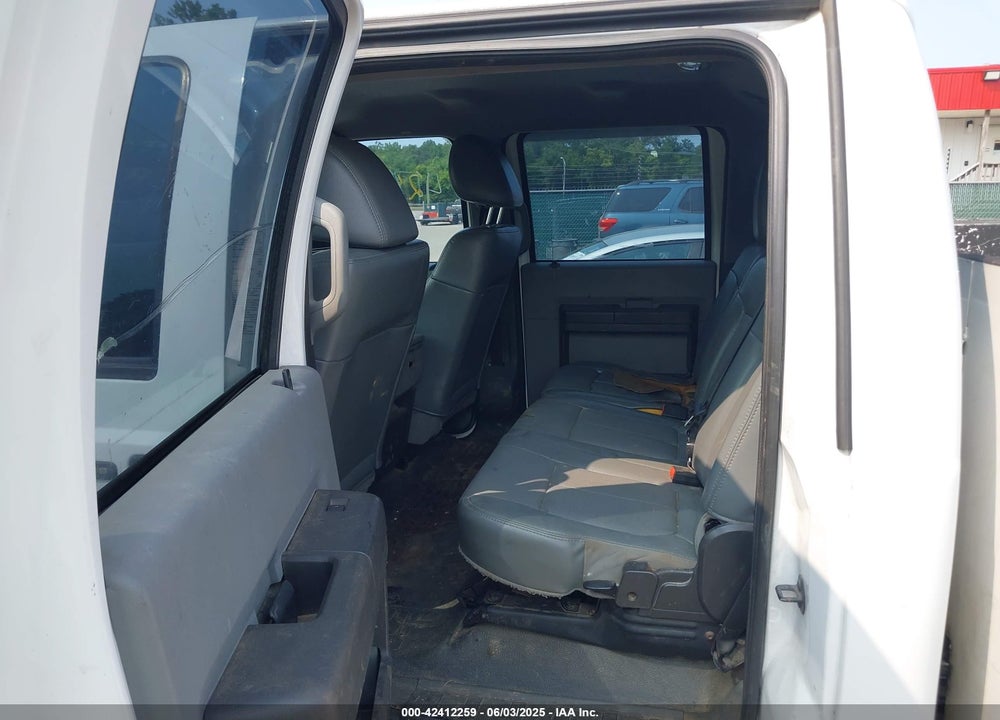 2011 FORD F-350 XL VIN: 1FT8W3BT8BED02426