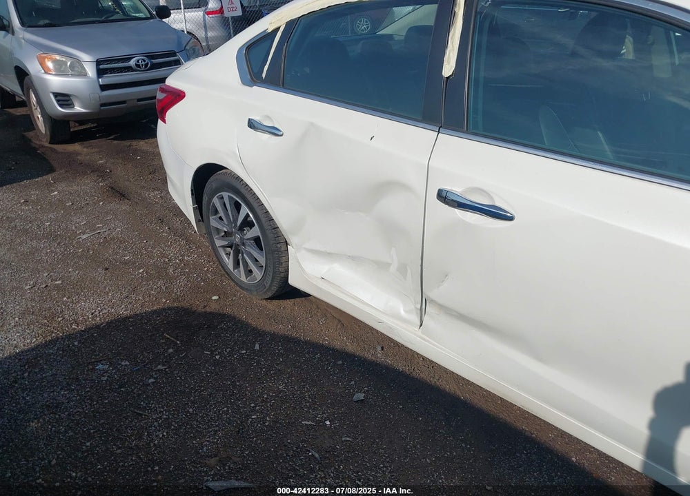 2017 NISSAN ALTIMA VIN: 1N4AL3AP1HC151535