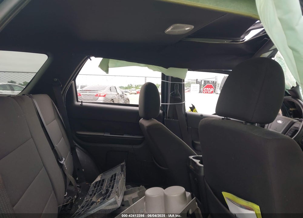 2010 FORD ESCAPE VIN: 1FMCU0DG9AKC16519