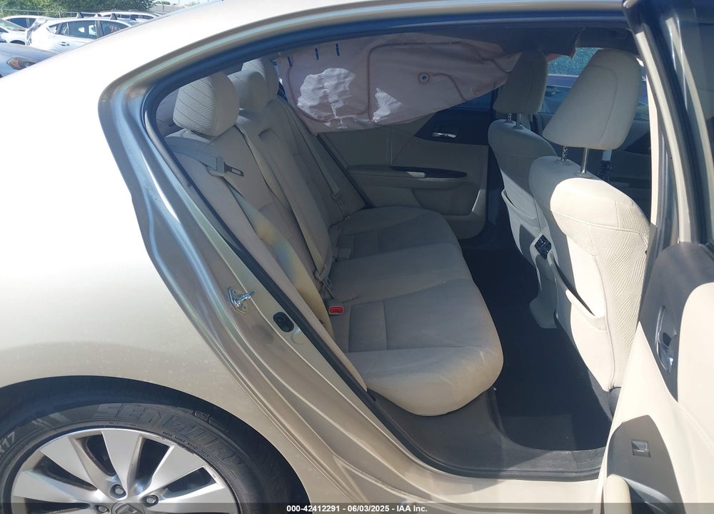 2015 HONDA ACCORD EX VIN: 1HGCR2F76FA245845