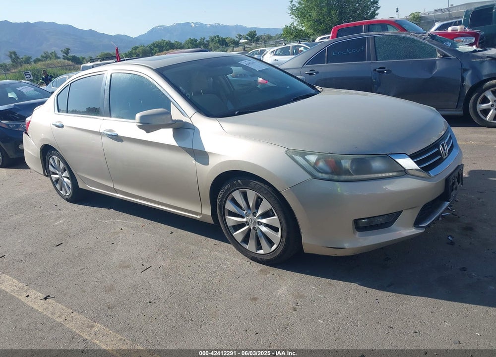 2015 HONDA ACCORD EX VIN: 1HGCR2F76FA245845